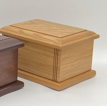 The Tradition Urn - Oak