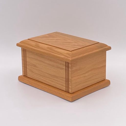 The Tradition Urn - Oak